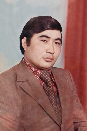 Оразбаев Инахаят Мұхатұлы, Саукимбаева Анипа Мұстафақызы